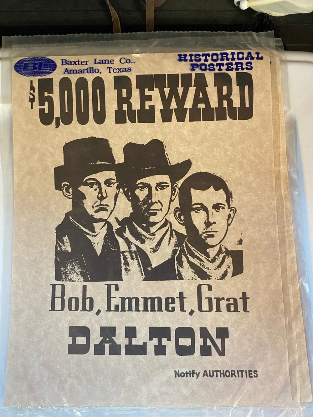 5 Historical Wanted Posters Set - Brown Vintage Western Design